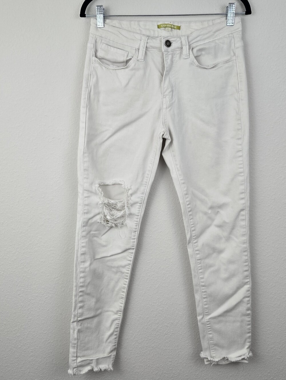 White Gianni Bini Distressed Skinny Pants
